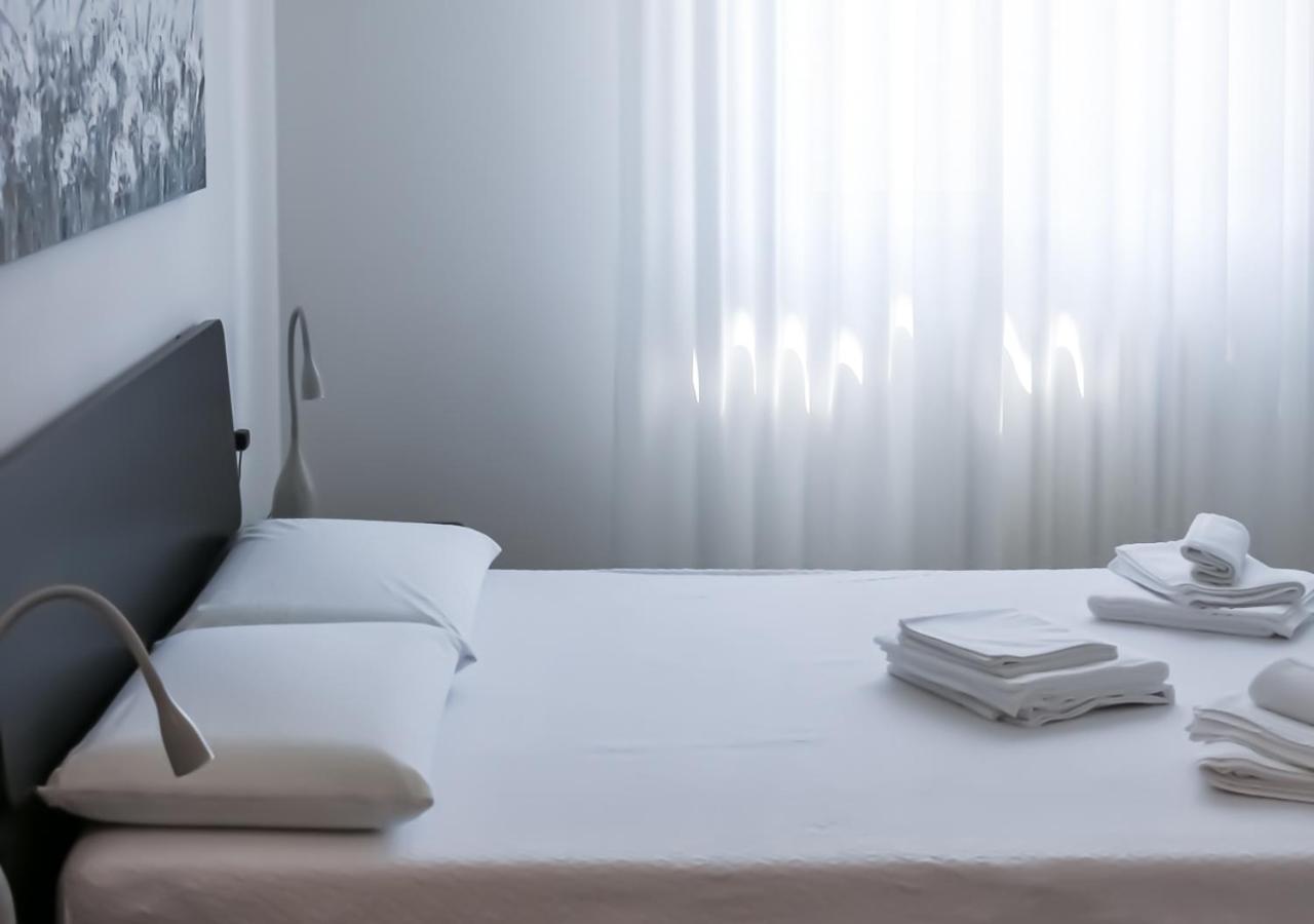 Bmp Apartment Atmosphere 2 Centrale, Vista Mare, Parcheggio Riccione Dış mekan fotoğraf